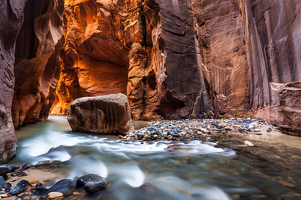 Narrows_Zion_National_Park_Utah_Fine_Travel