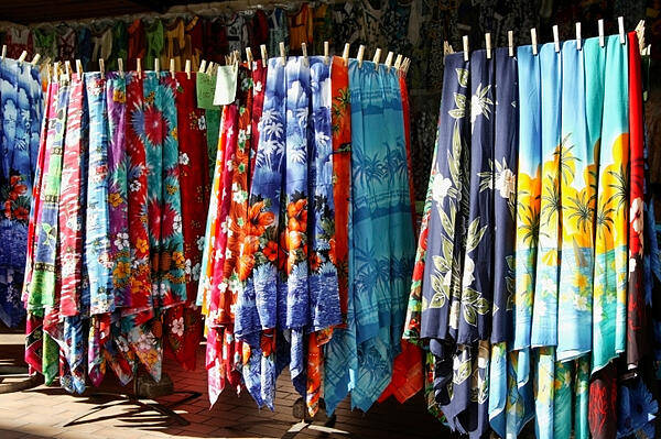 Polynesia_Market_Fine_Travel