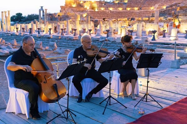 Kusadasi_Ephesus_AzamazingCelebration_JLP_026