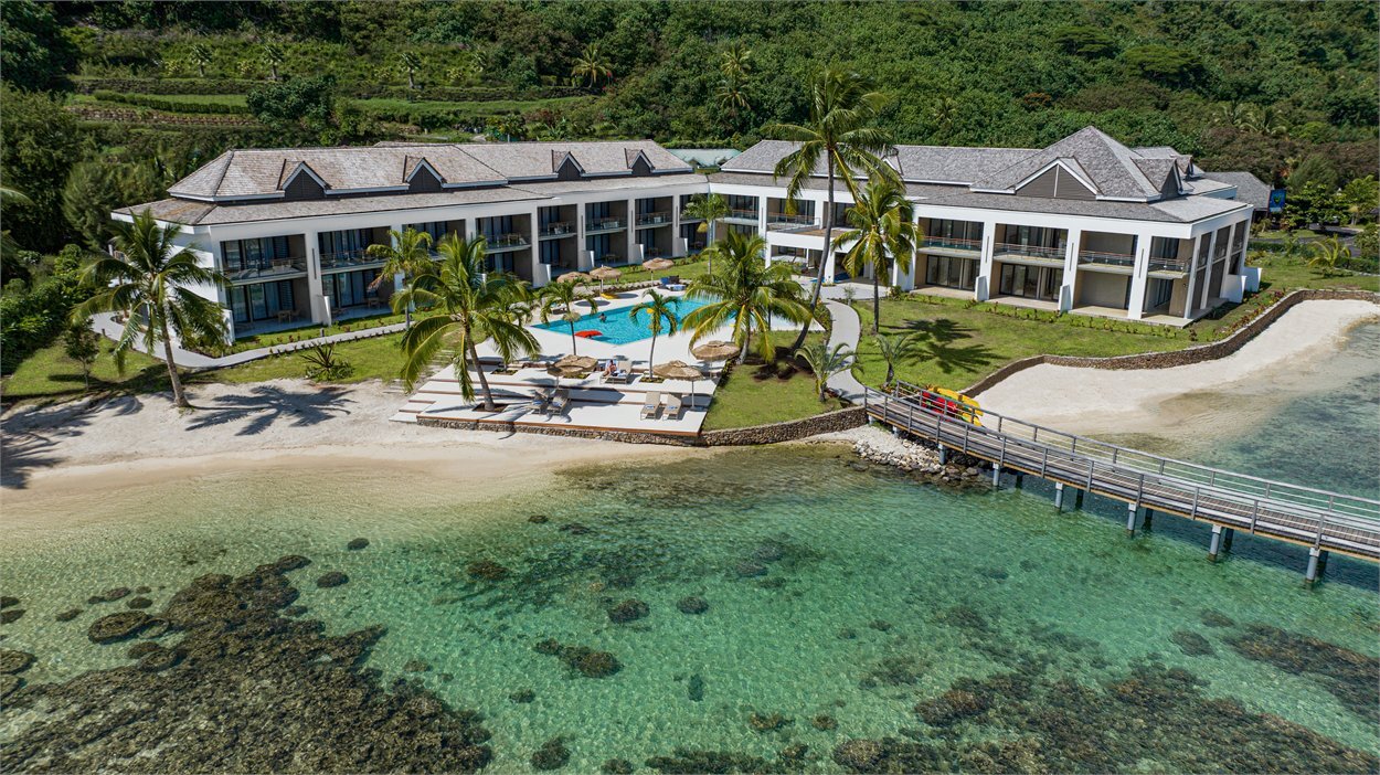 Cook's Bay Hotel and Suites