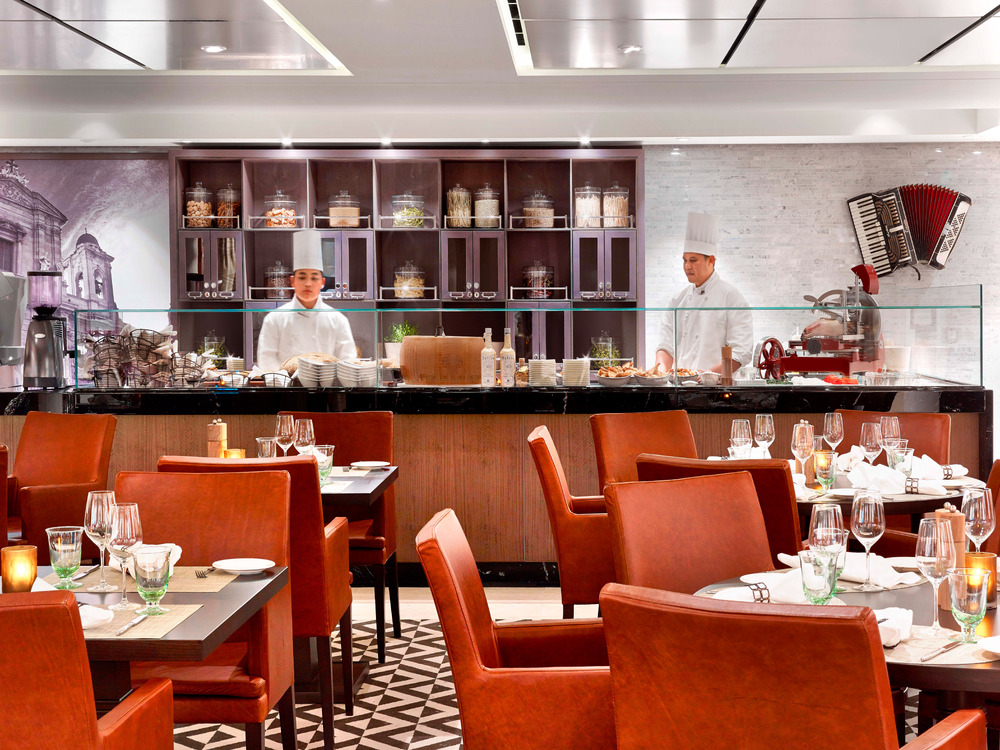 Manfredis Italian Restaurant_2025-12-09_22-51-41-1