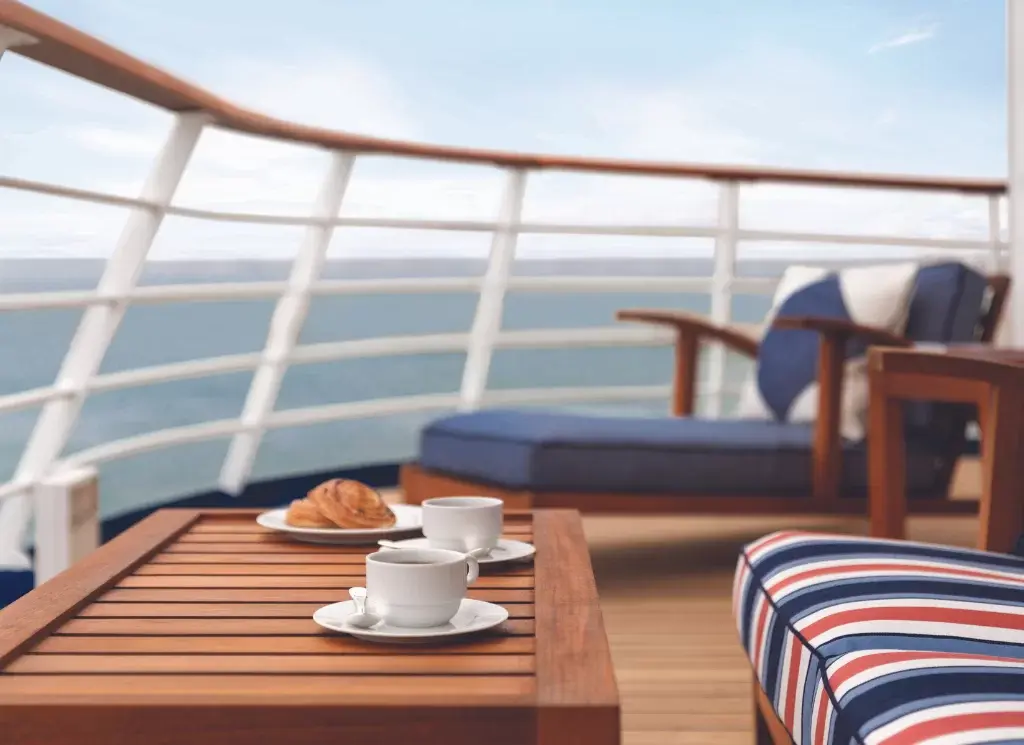 Oceania-luxurious